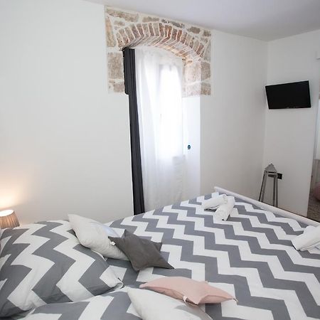 Apartment Vertigo สปลิท ภายนอก รูปภาพ
